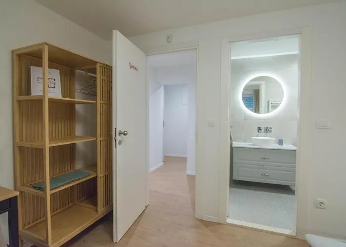 Without Kitchen And Romiru شقة سبليت