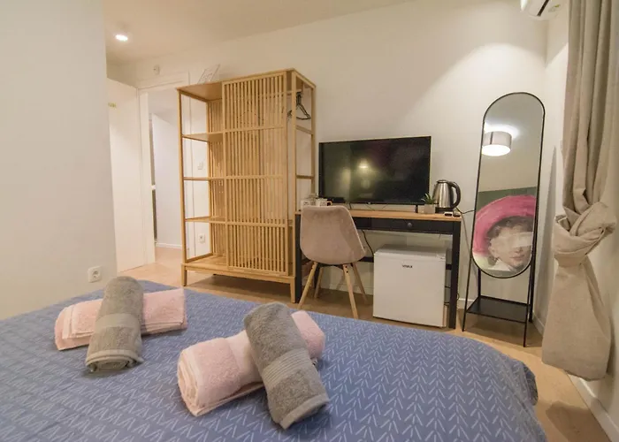 Appartement Without Kitchen&studio Romiru