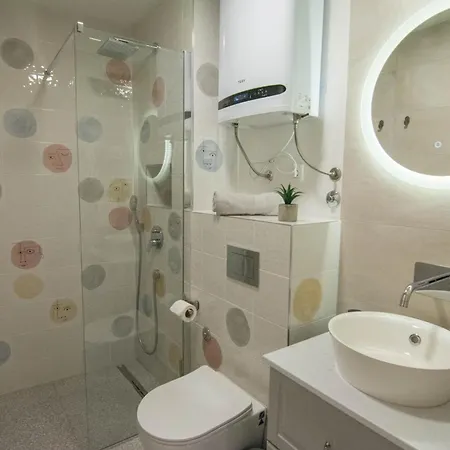 Apartment Without Kitchen And Romiru