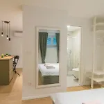 Appartement Without Kitchen&studio Romiru Split